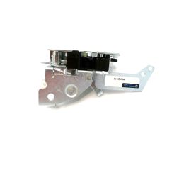 DOOR LATCH RH