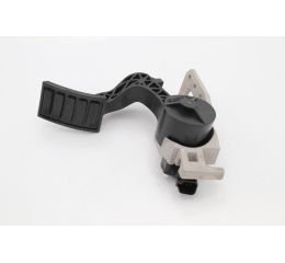 ACCELERATOR PEDAL