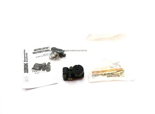 AUTOMANN HEIGHT CONTROL & CAB LEVELING AIR VALVE - 25155047