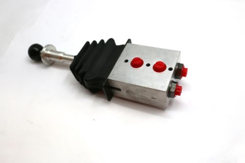 VICKERS VALVE CONTROL LIFT TELE SWING