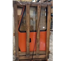 SKY TRAK CAB ENCLOSURE WO HEA