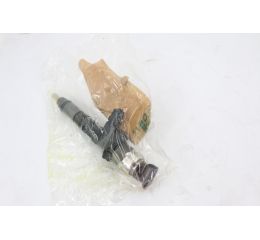 FUEL INJECTOR