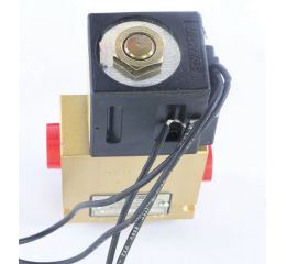 3-WAY 2-POS SOLENOID VALVE 210 BAR  10 SIZE  24VDC