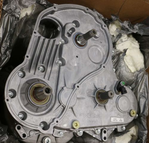 BOBCAT TRANSMISSION - MAIN