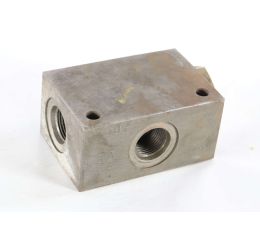 SHUTTLE VALVE