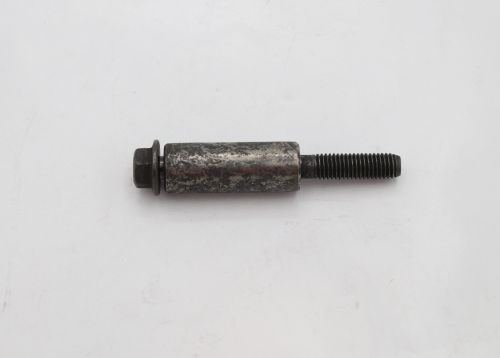 VOLVO SHOULDER SCREW
