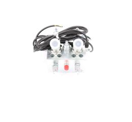 HYDRAULIC BLOCK ASSEMBLY W/ DEFLECTOR OPT