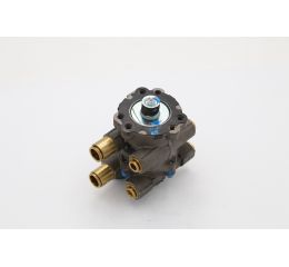 BRAKE TREADLE VALVE (NO PEDAL)