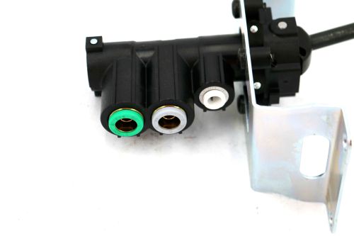 MACK TRAILER CONTROL VALVE