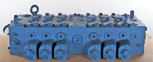 REXROTH HYDRAULIC VALVE - MULTI-PORT