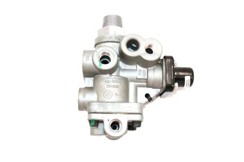 MACK SR5 BRAKE VALVE