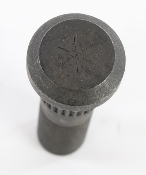 DANA SPICER WHEEL STUD