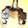 DANA SPICER KNUCKLE ASSEMBLY - STEERING
