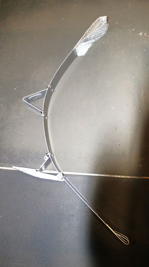 FREIGHTLINER TRUCK FUEL TANK STRAP LH W/STEP HARD