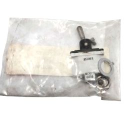 TOGGLE SWITCH