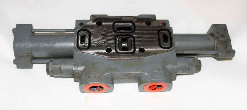 JOHN DEERE VALVE