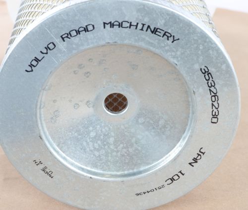 VOLVO AIR FILTER ELEMENT - PRIMARY