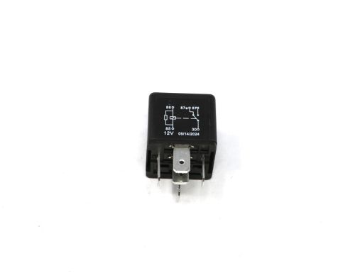NEW HOLLAND & CASE- FACTORY OVERSTOCK RELAY-12V- 20/40A W/RESISTOR