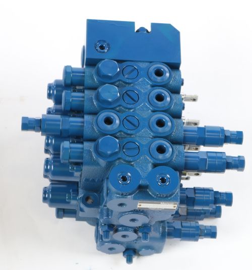 BOBCAT VALVE CONTROL ASSEMBLY