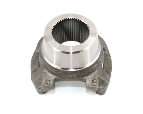 DANA SPICER SPLINED END YOKE