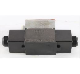 HYDRAULIC VALVE A4D0135203030200A1W01328