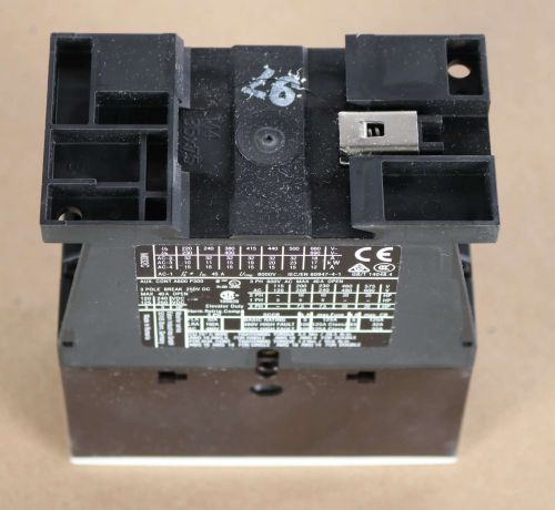 MOELLER ELECTRIC CONTACTOR 32A 3P + 2-AUX 208VAC COIL