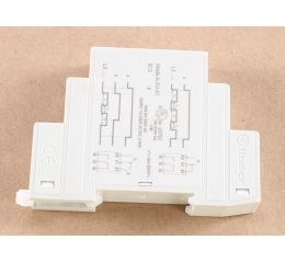 TIME DELAY RELAY