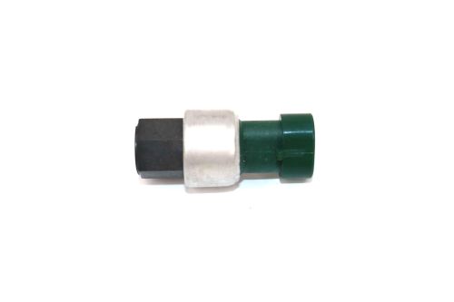 NAVISTAR LOW PRESSURE SWITCH