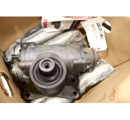 STEERING GEAR BOX