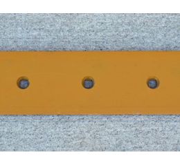 CUTTING EDGE, CENTER
