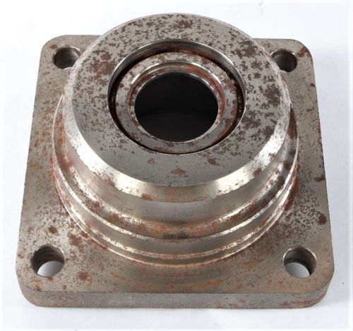 CHAR-LYNN HOUSING BEARING MOTOR RC30