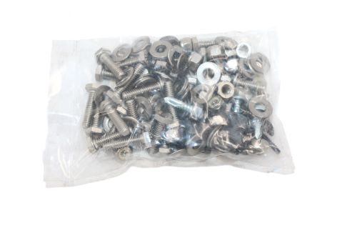 AUTOCAR HARDWARE KIT_CAB DIVIDER
