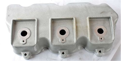 VOLVO COVER-CYLINDER HEAD