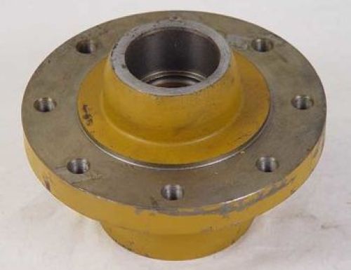 CASE AFTERMARKET WHEEL HUB, 8 HOLE