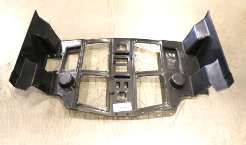AUTOCAR PNL  CTR CNSL ASSEMBLY  ASH T RAY W