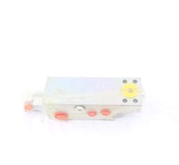 HYDRAULIC DISTRIBUTOR