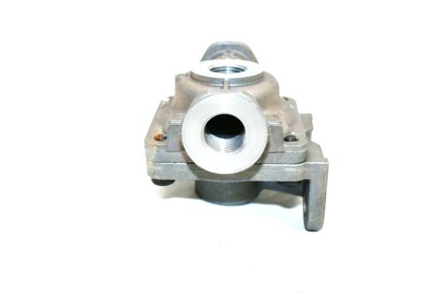 VOLVO VALVE QUICK RELEASE