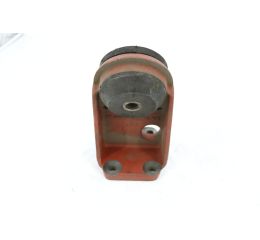 ENGINE MOUNTING