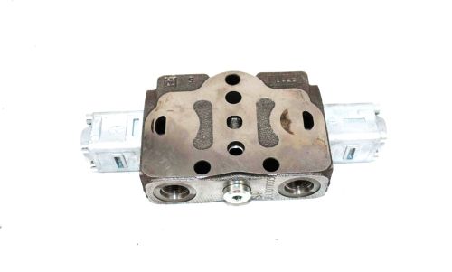 BOBCAT VALVE ARM