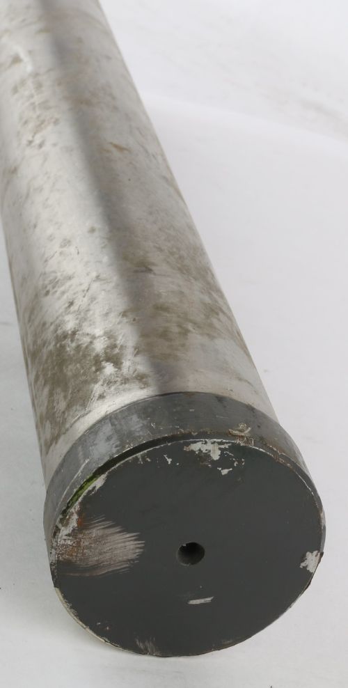 VOLVO PIN_LOCK HOLE