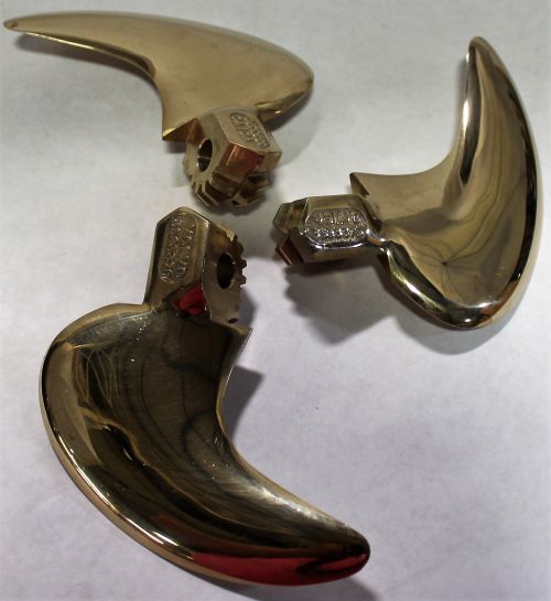 VOLVO PENTA PROPELLER BLADE KIT
