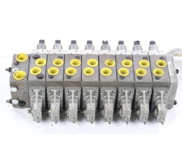 HYDRAULIC CONTROL VALVE PVHC32 8-SPOOL