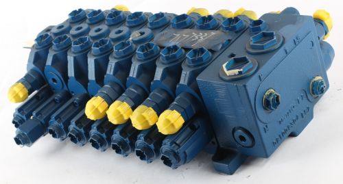 BOBCAT VALVE MAIN CONTROL