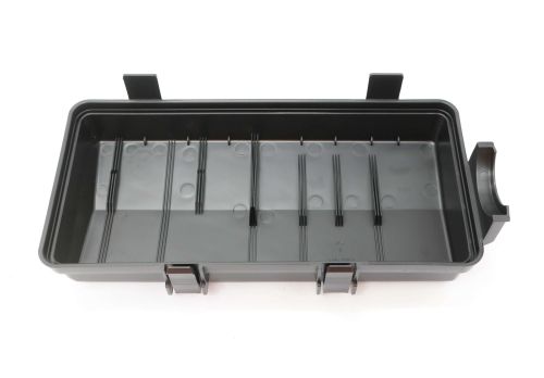GM COVER; RELAY BOX
