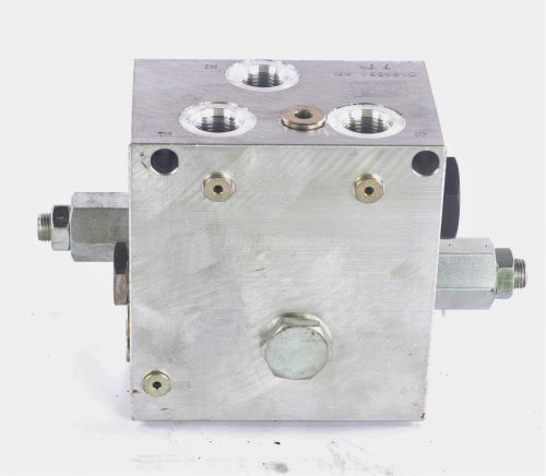 INTEGRATED HYDRAULICS HYDRAULIC VALVE ASSEMBLY