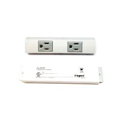 TWO 15A  120V U-GROUND RECEPTACLE