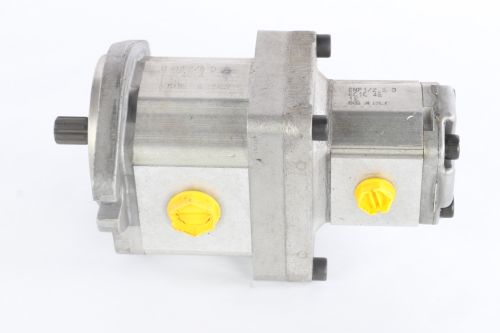 SUNDSTRAND TANDEM HYDR. GEAR PUMP 9 SPLINE SHAFT 15.36MM DIA.