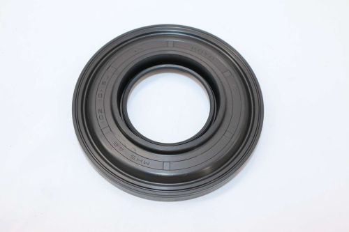 MITSUBISHI OUTER REAR WHEEL HUB OIL SEAL