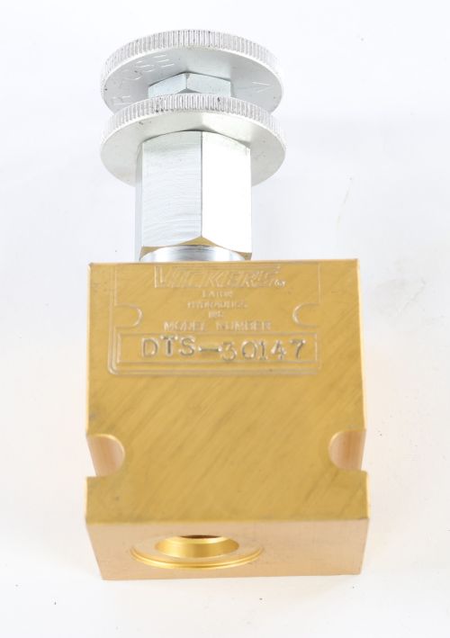 VICKERS HYDRAULIC VALVE: FLOW CONTROL PRESSURE COMPENSATED