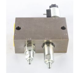 HYDRAULIC CONTROL VALVE